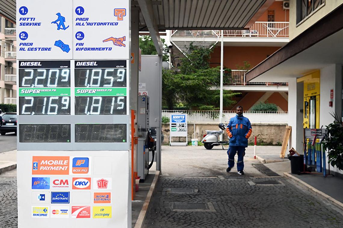 Benzina