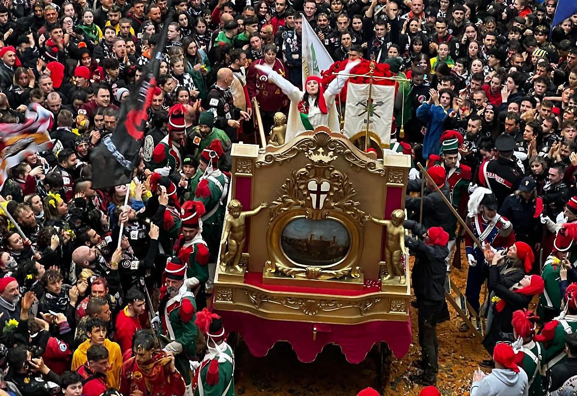 Nel 2024 niente Carnevale: causa lavori sul lungodora...  Chi glielo dice agli Aranceri?  