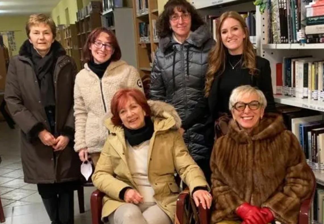 Marta Corgnati con alcune partecipanti al corso