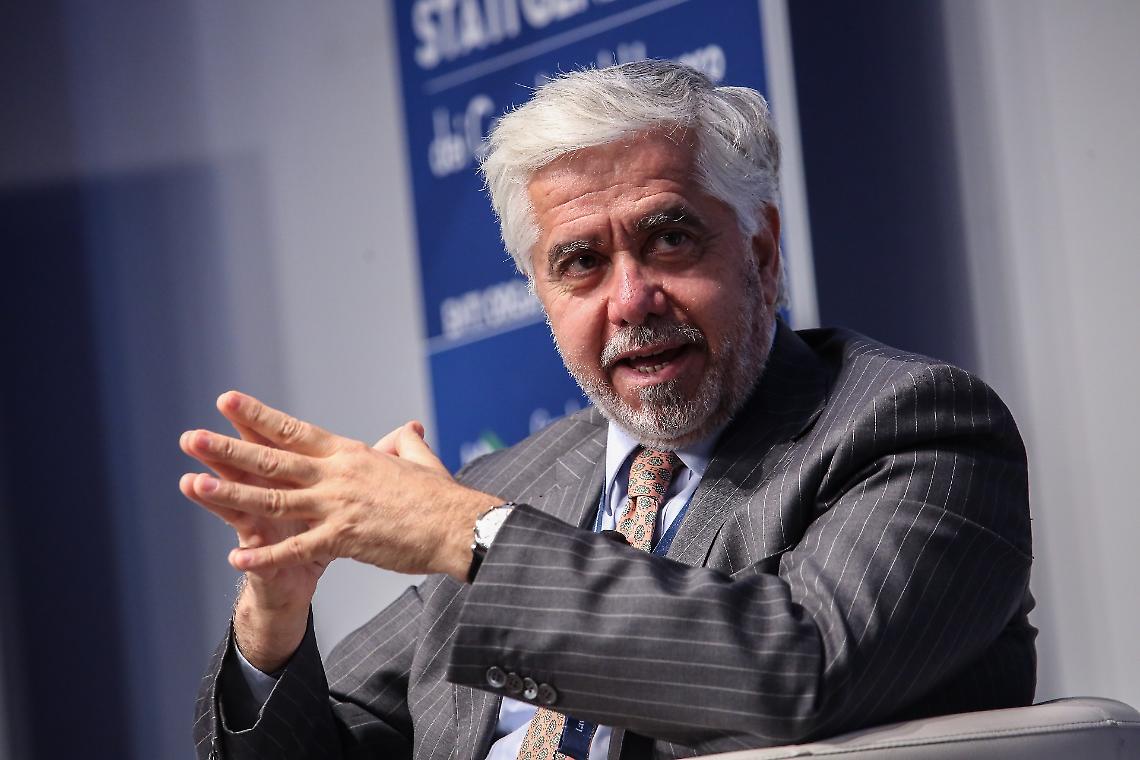 Domenico Ioppolo presenta "LE NUOVE PAROLE DEL MARKETING"