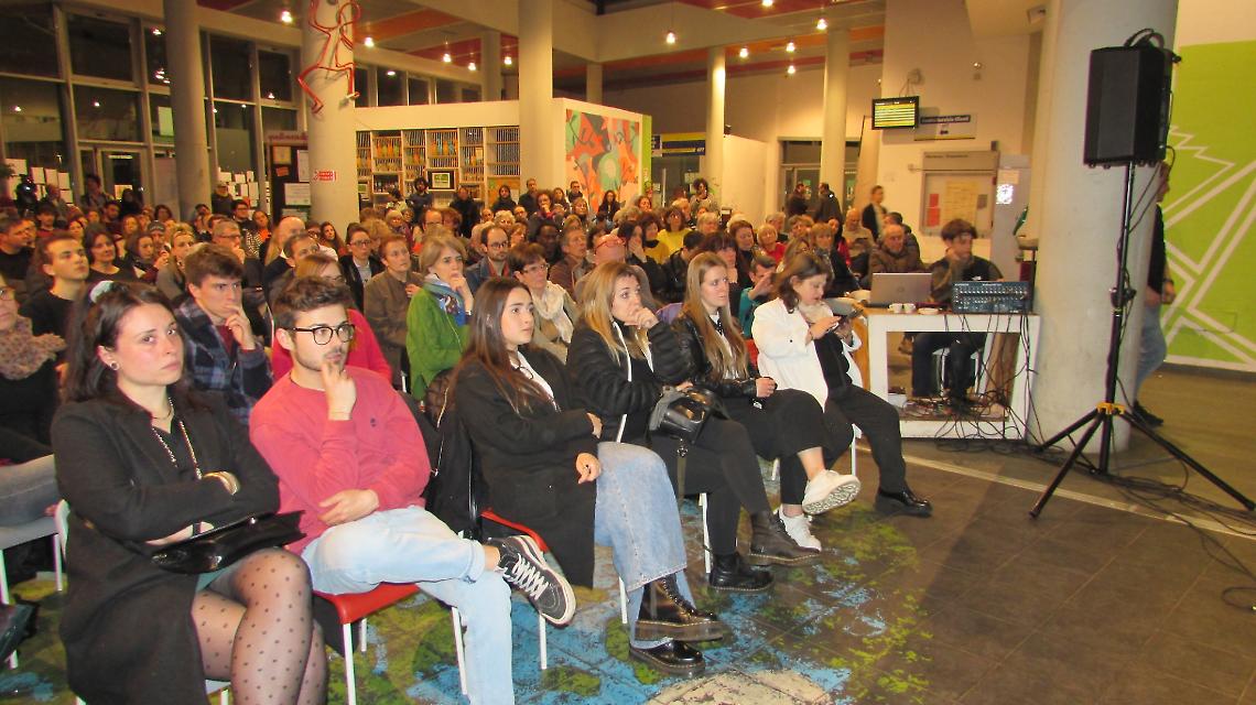 Ilaria Cucchi contro la tortura in carcere: una serata che ha fatto tremare le fondamenta della giustizia