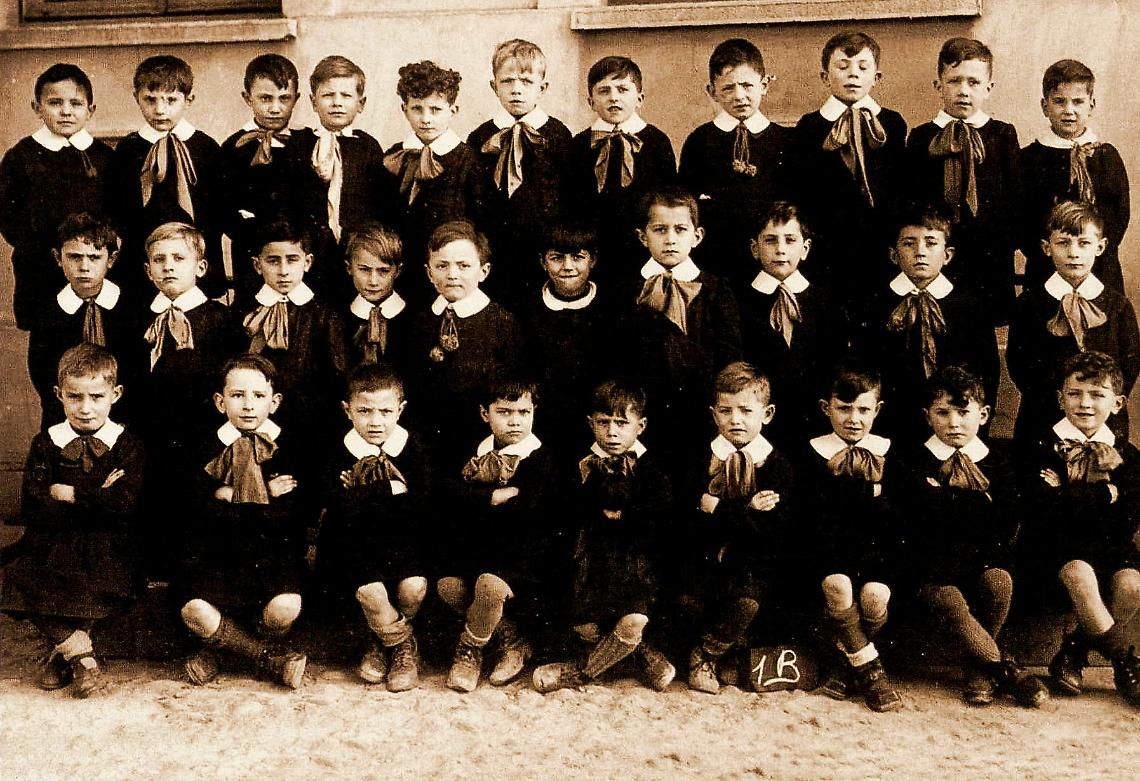 IN FOTO Prima elementare maschile, Settimo Torinese, anno 1942