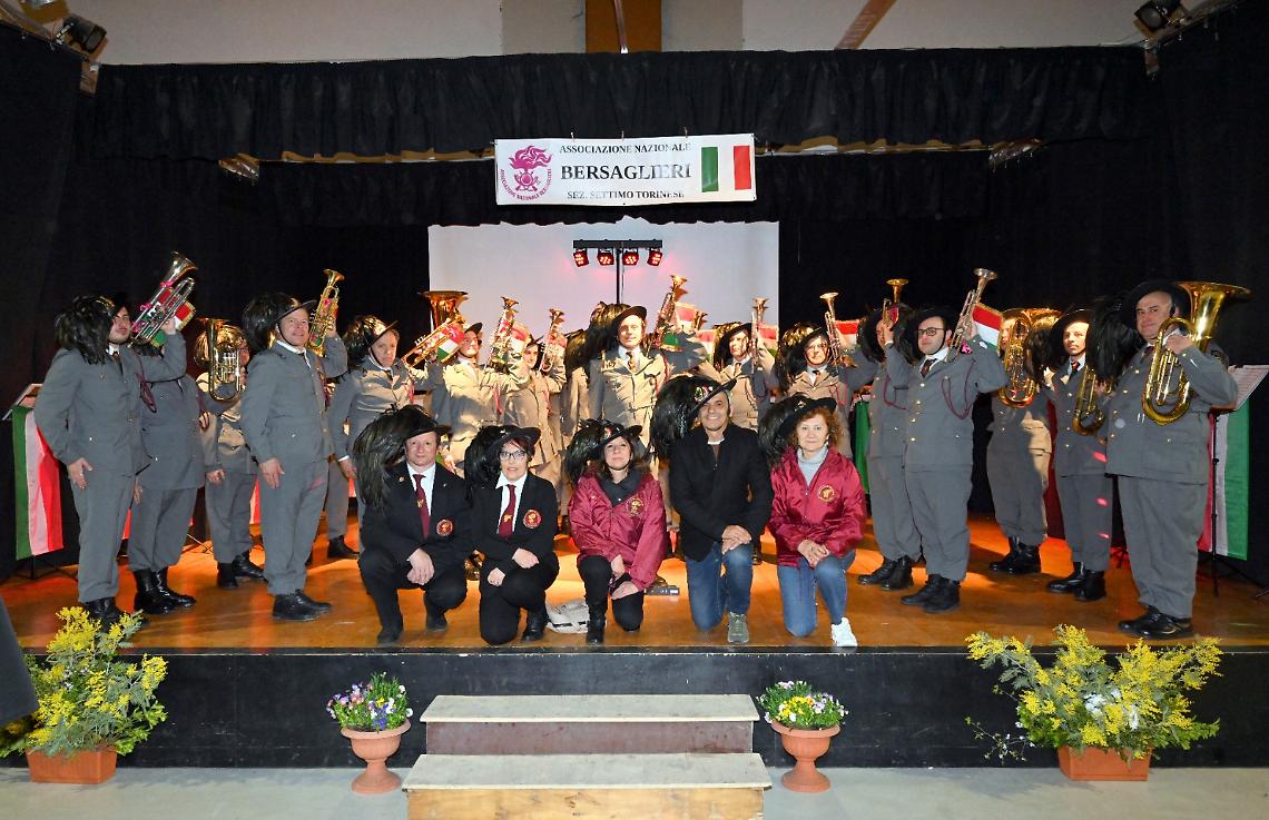 In foto, La fanfara dei bersaglieri impegnata nel concerto di sabato sera (foto Tancredi Pistamiglio)