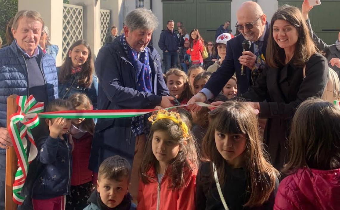 Inaugurata la mostra "Le immagini della fantasia"