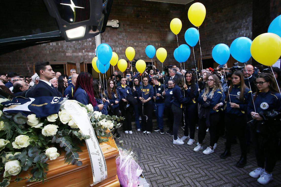 I funerali della pallavolista