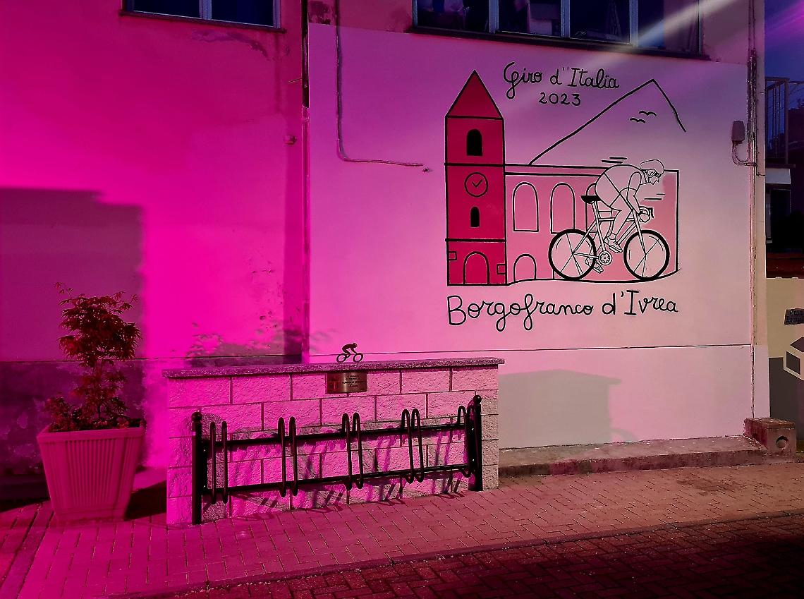 Il nuovo murales in Piazza Germanetti