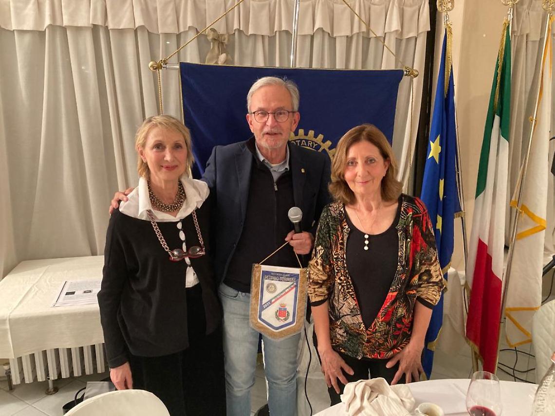 Al Club Rotary di Settimo si parla di Tarocchi.