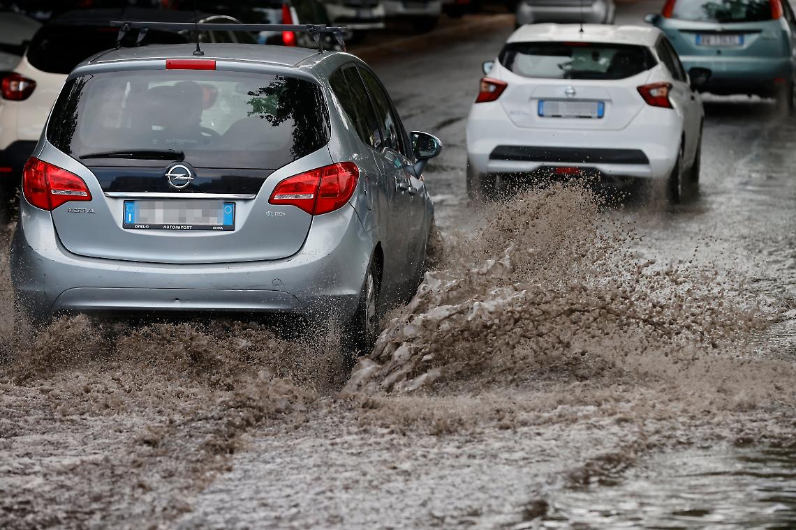 Piogge. A Torino chiusi i Murazzi. I sindaci del Piemonte pronti all'emergenza  