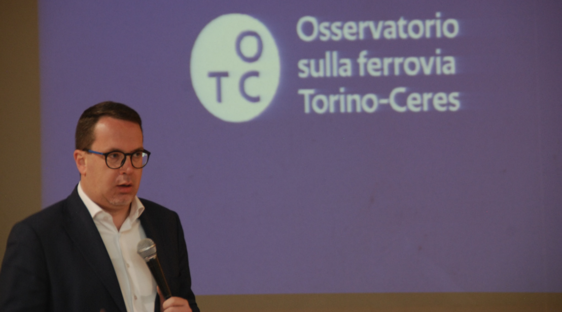 Marco Bussone durante il suo intervento al convegno