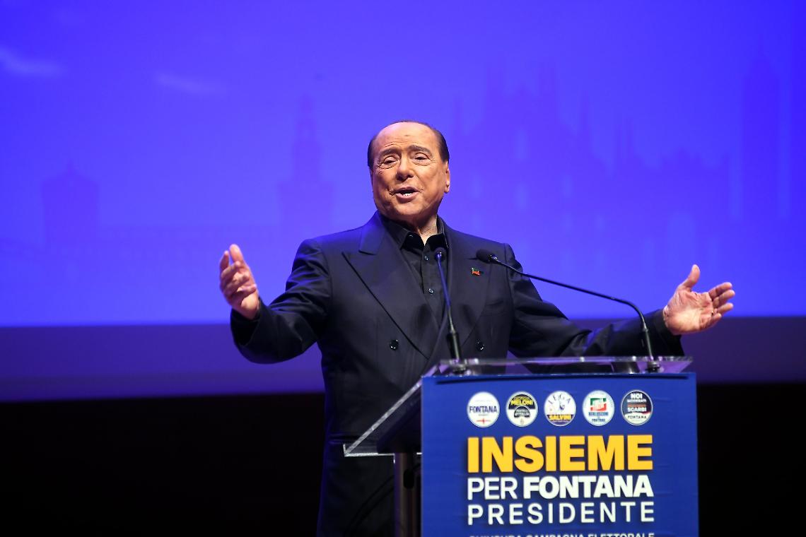 È morto Silvio Berlusconi