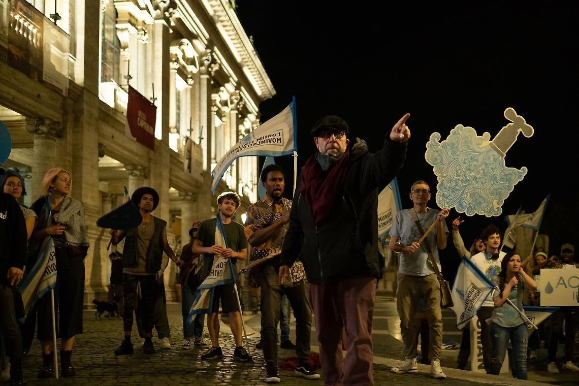 Scena del film "Siccità"
