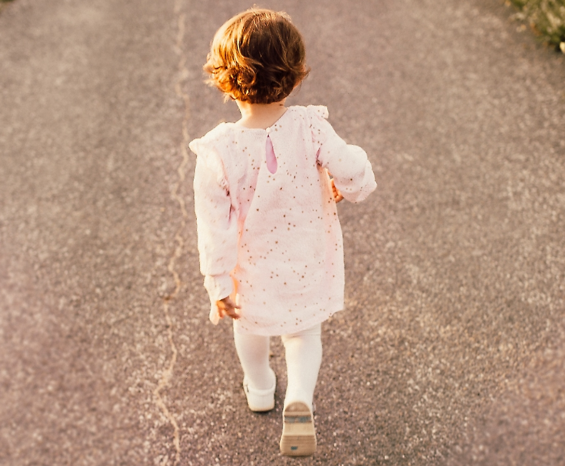 Bambina di 4 anni si perde in corso Francia. I genitori pensavano fosse al Centro estivo