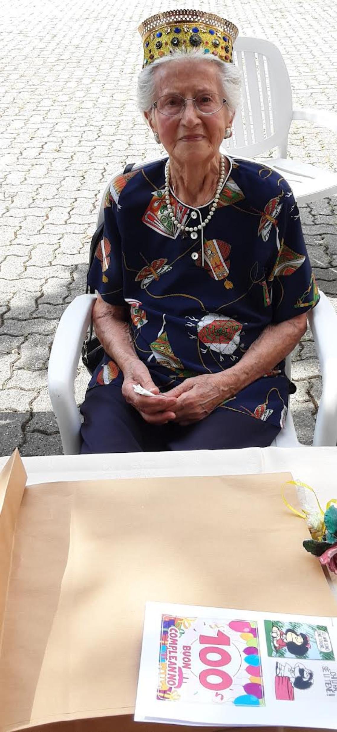 Tutti in festa per i 100 anni di Nonna Maria