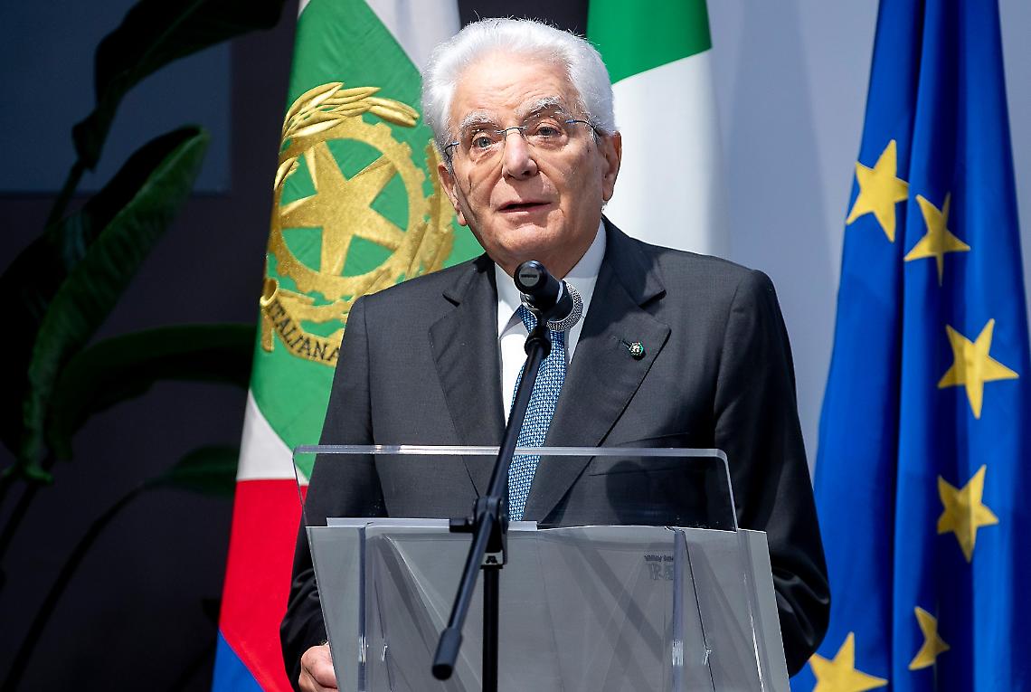 Si attende il Presidente della Repubblica Sergio Mattarella sul luogo della strage di Brandizzo