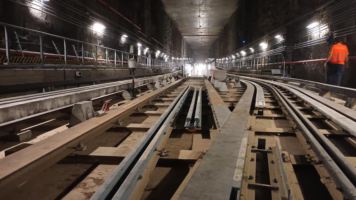 Da lunedì torna la Metro ma non le scale mobili... Nel futuro? Meno corse per tutti...
