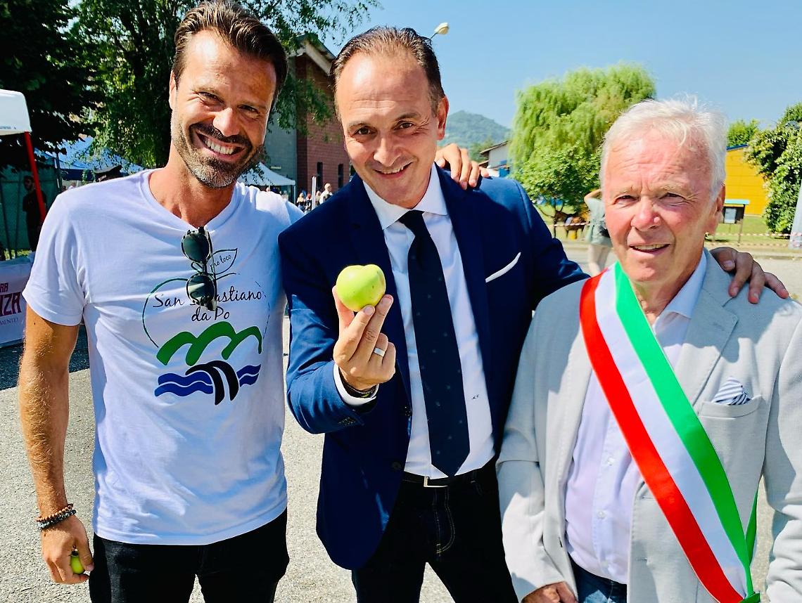 Il Governatore Cirio riceve il "Pom Matan d'Or"
