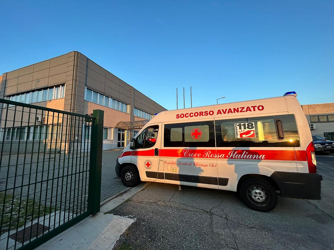 Pavarolo, 95enne investito dal trattore mentre lavorava: trasportato in codice rosso