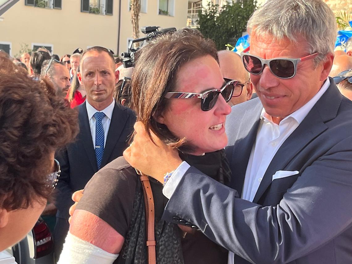 Veronica Vernetto ai funerali della figlia
