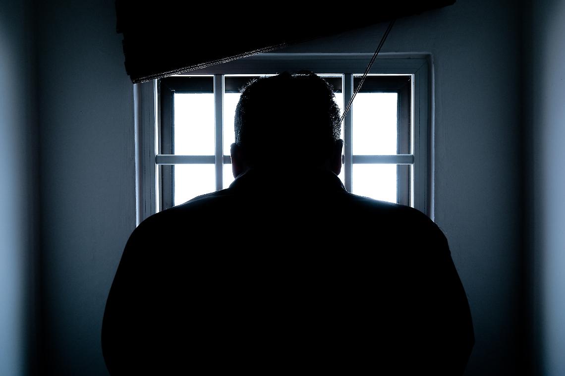 Carceri piemontesi e liguri, l’allarme dell’Osapp sulle distillerie clandestine: “Situazione fuori controllo”