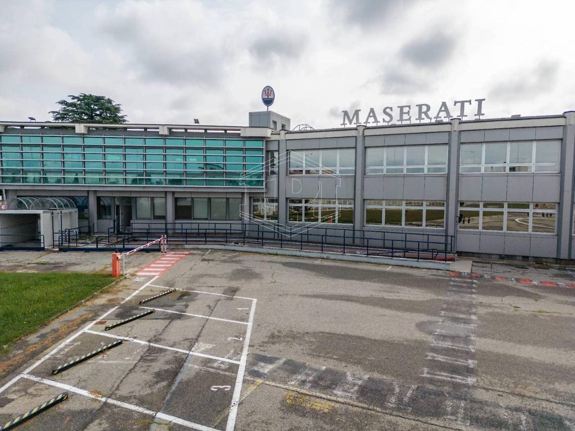 Stellantis vende online lo stabilimento Maserati di Grugliasco