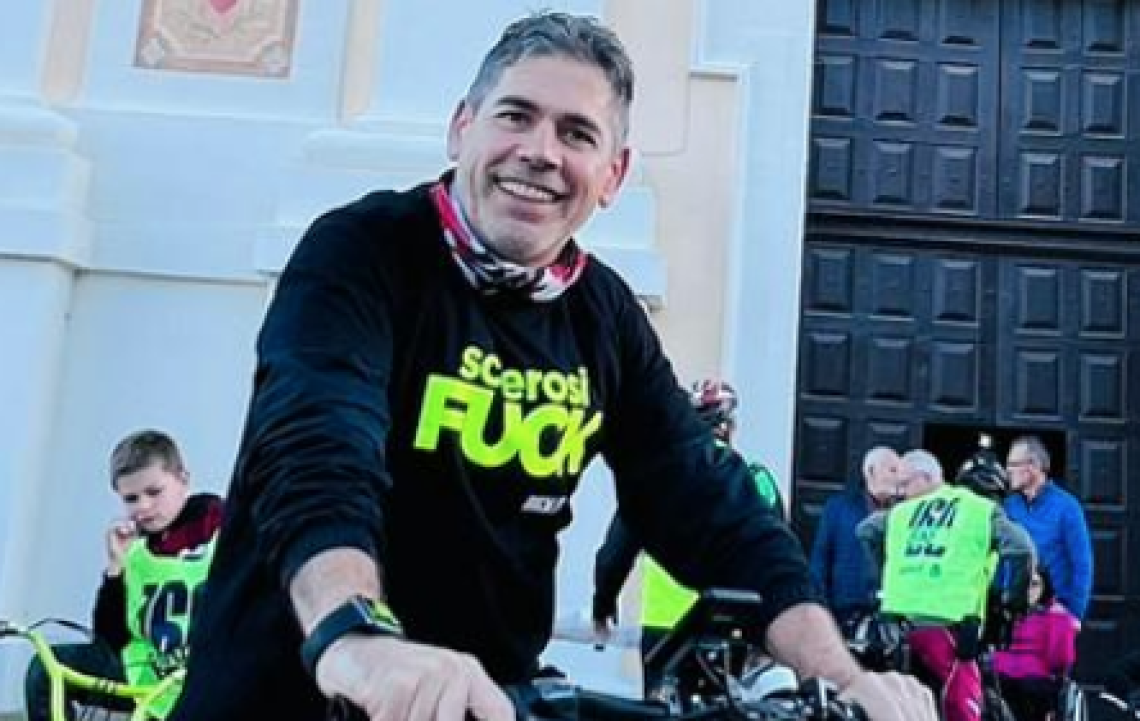 Il sindaco guida la pedalata di beneficienza contro la sclerosi