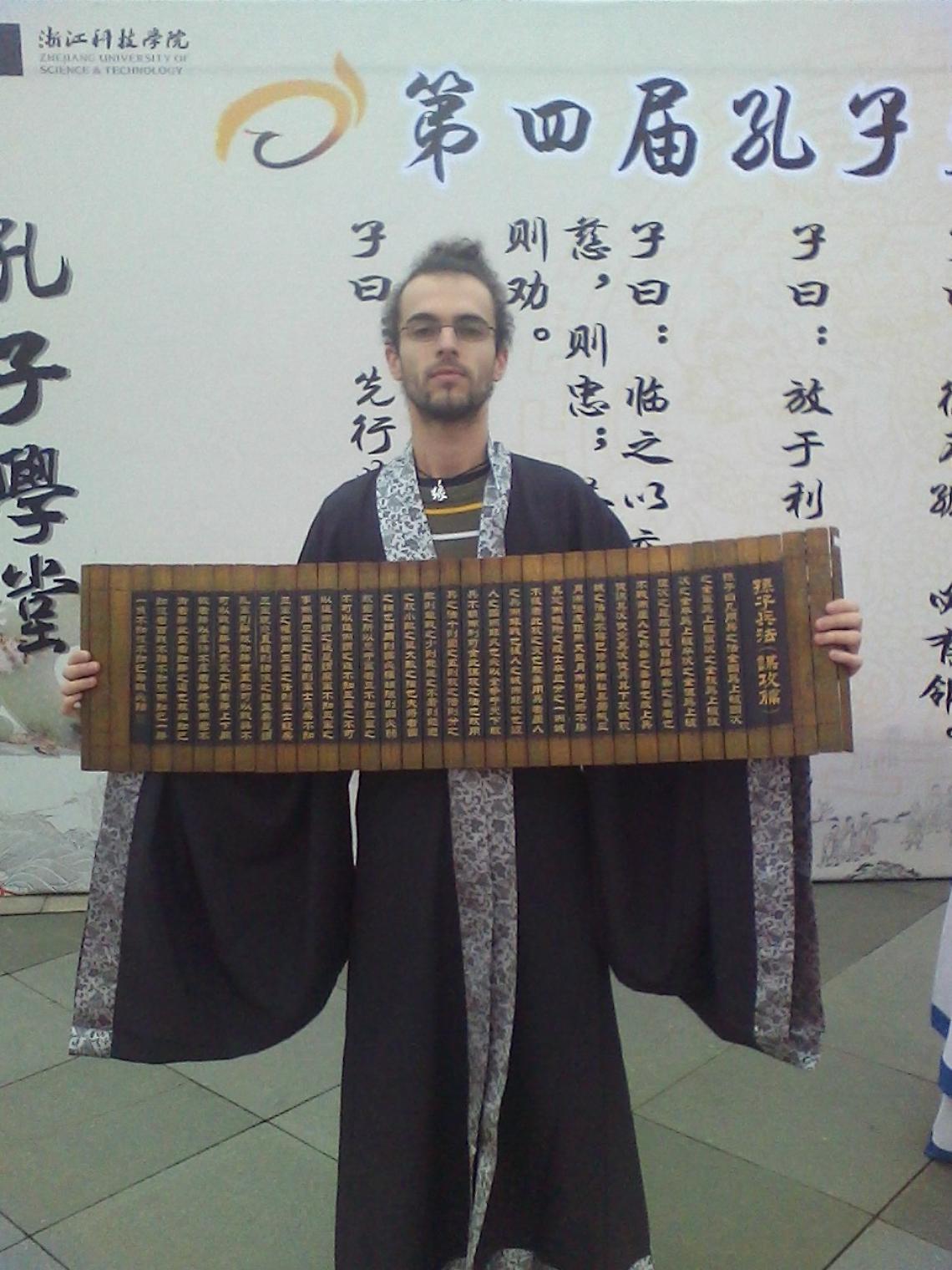 La Cina è sempre più vicina: via Porta Nona diventa via Yuhu