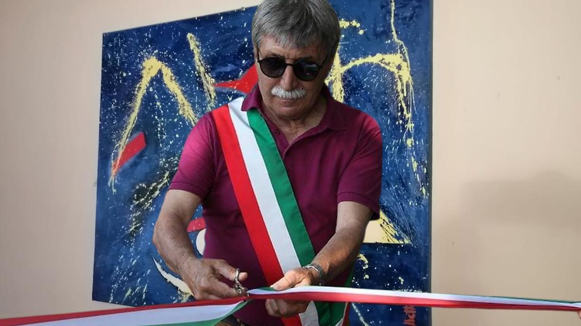 Sindaco e artista: "Sono come Picasso, io non copio, creo!"