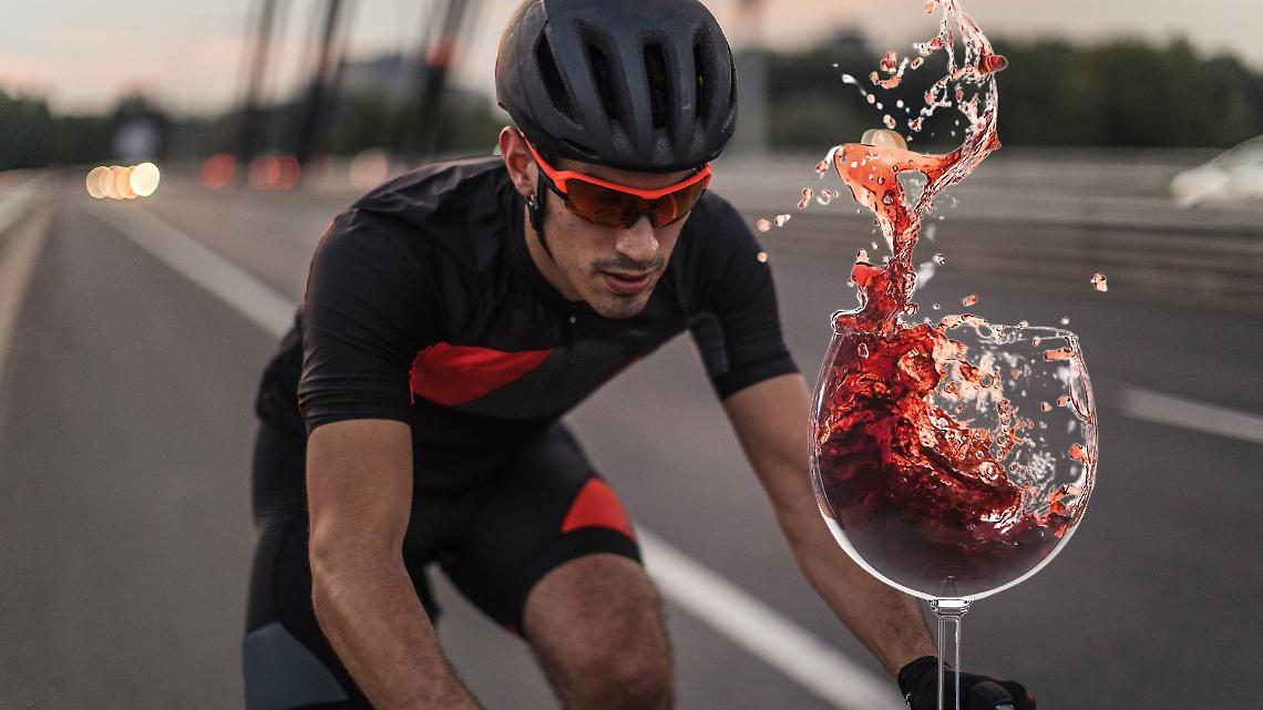 ciclista, vino, tasso alcolemico,
