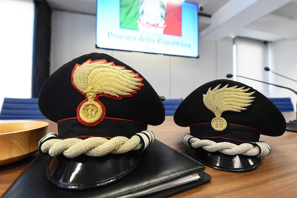 Si sono finti carabinieri