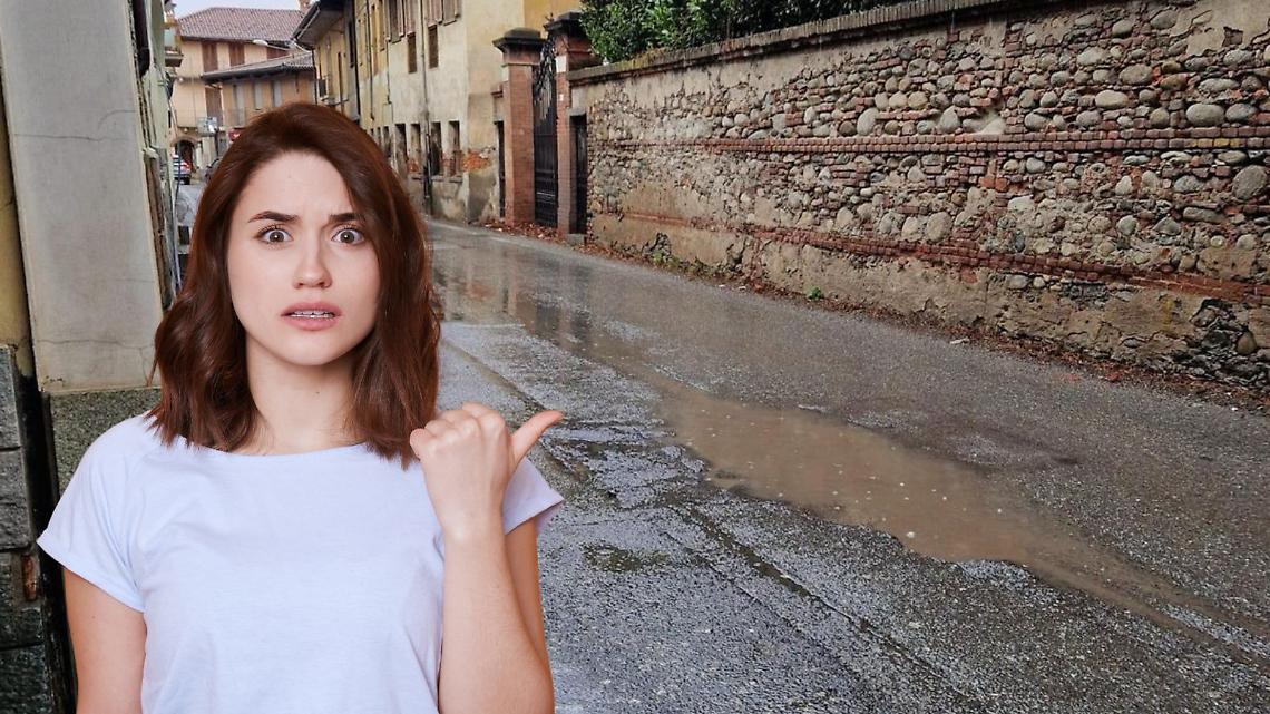 Piove, le strade del Canavese si frantumano e si aprono voragini