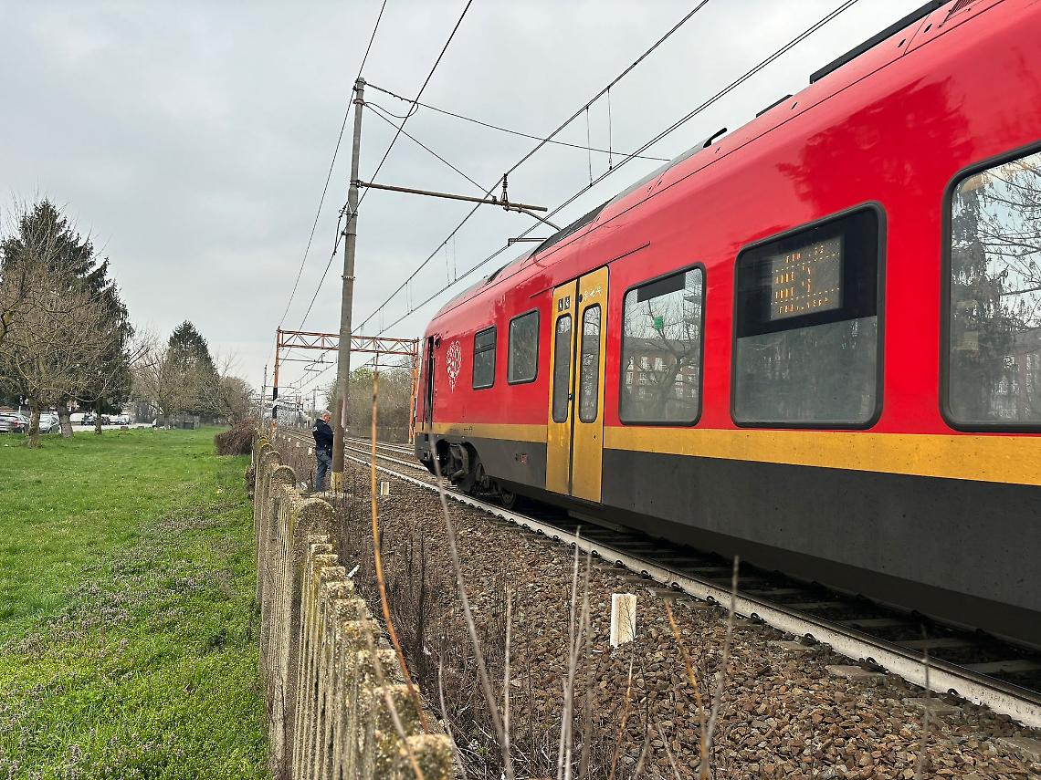 Cadavere sui binari: treni fermi sulla Torino Milano (VIDEO)