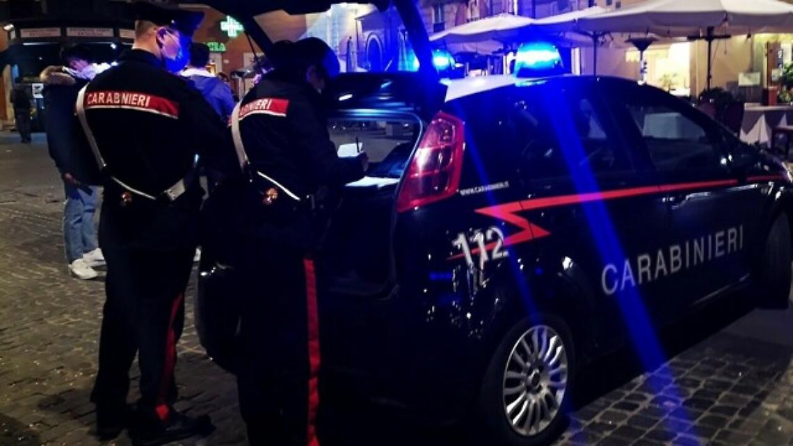 Ladri rubano le chiavi della macchina e poi usano l'auto per andare a "svaligiare" la casa 