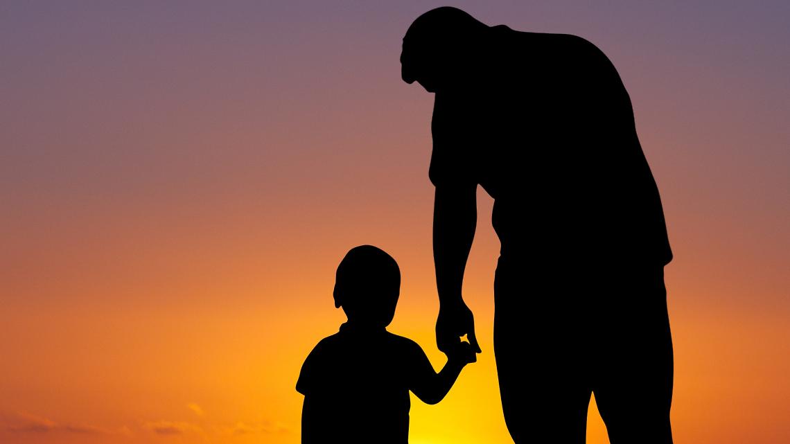 Padre assente, l'avvocato risponde,
