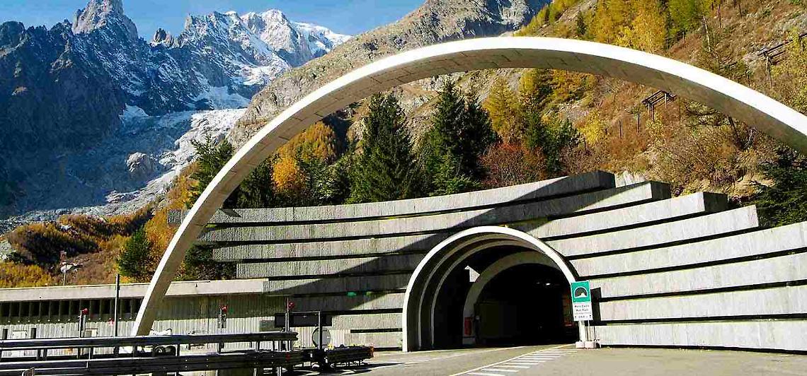 Il traforo del Monte Bianco chiude per tre mesi