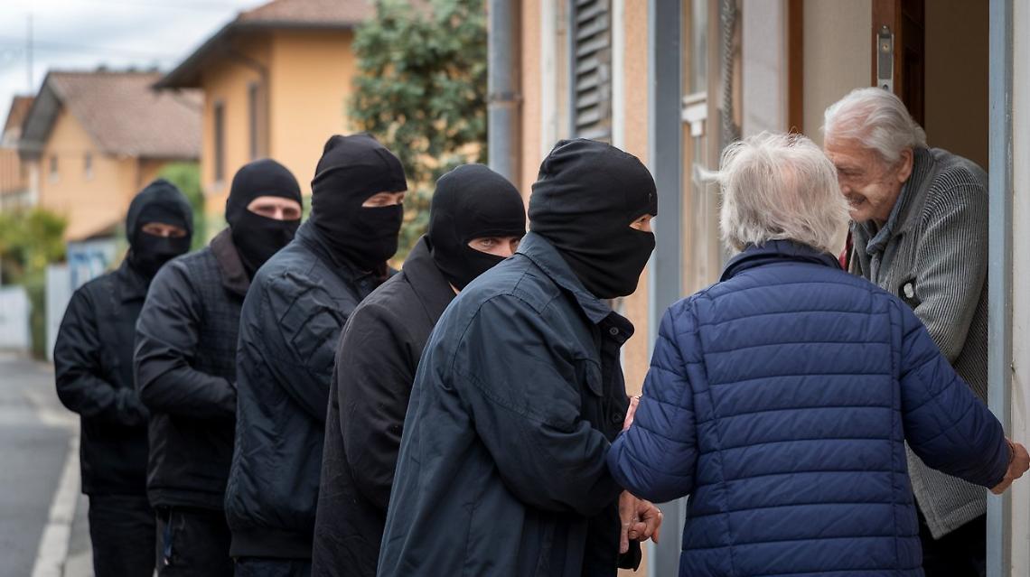 Tentata truffa a Mazzè: coppia di 80enni sventa il piano criminale di due malviventi