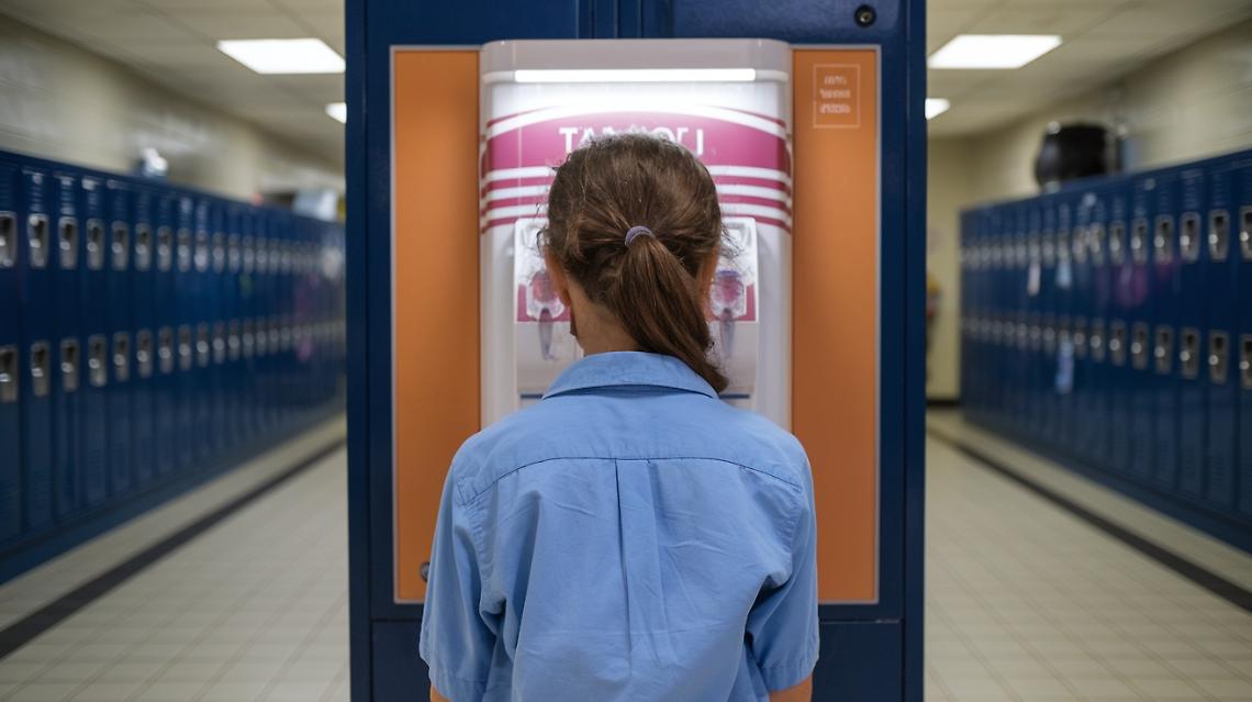 Collegno, dispenser gratuiti di assorbenti