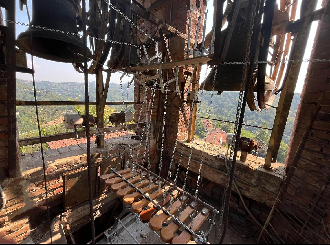 Tra emozioni e ricordi, il concerto di inaugurazione della tastiera e dell'antico orologio meccanico