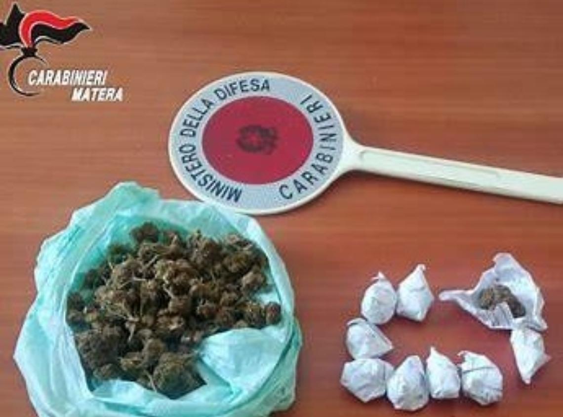 Controlli a tappeto nella movida torinese: arrestato spacciatore con 2,3 kg di marijuana