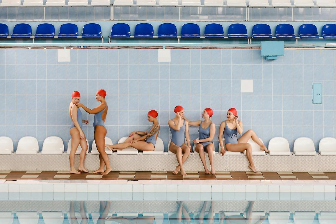 Uno spazio per sole donne nella piscina comunale. Scoppia la polemica della destra
