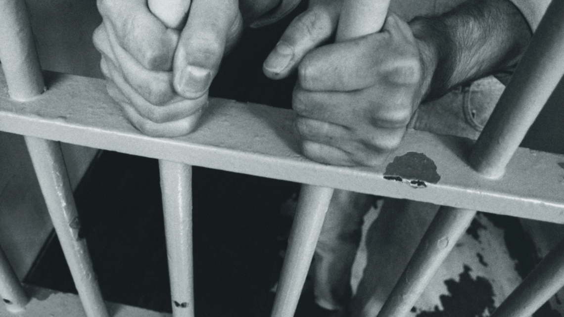 detenuto, torture, carcere di ivrea, ivrea,