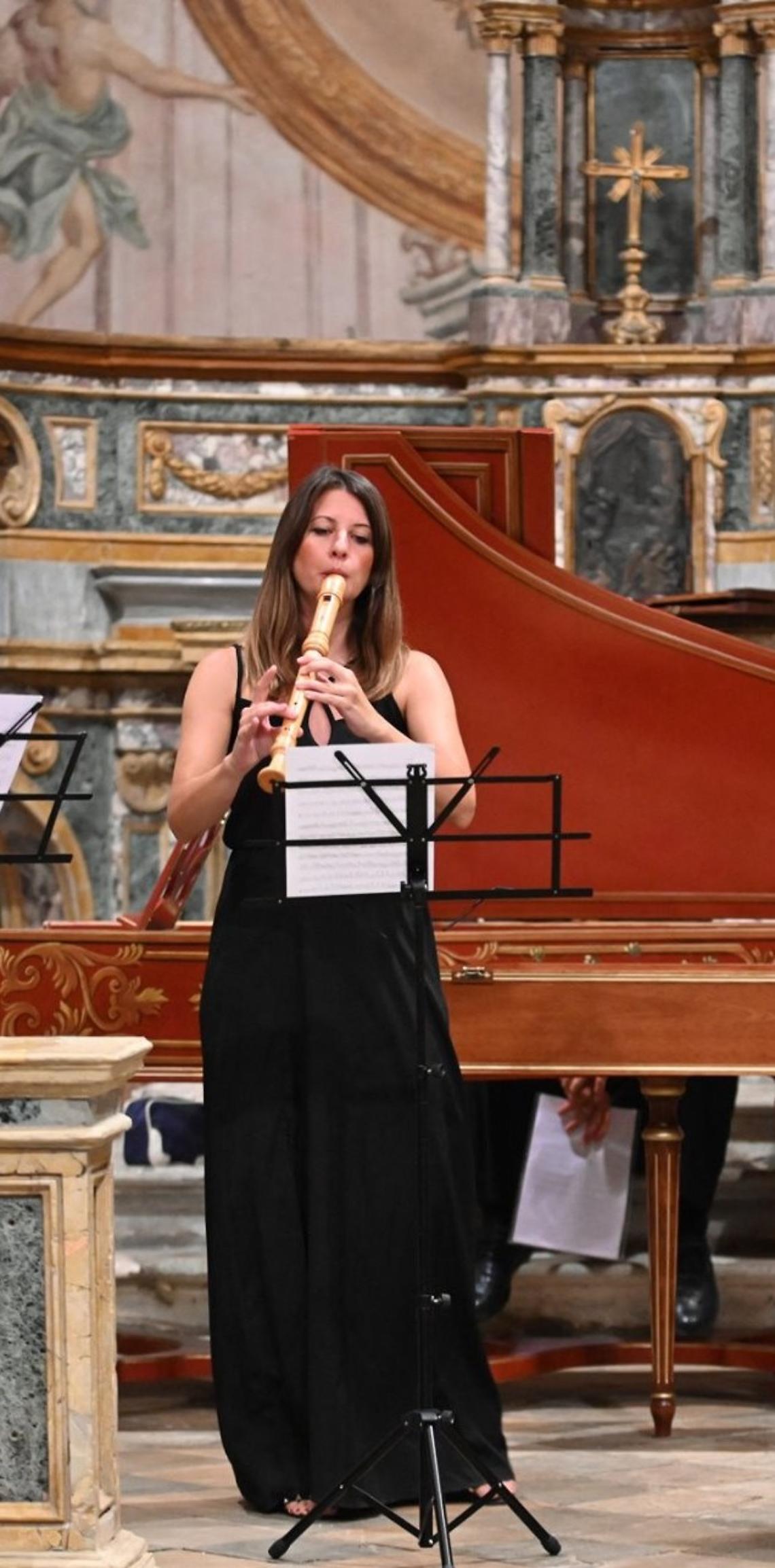 LUISA BUSCA
