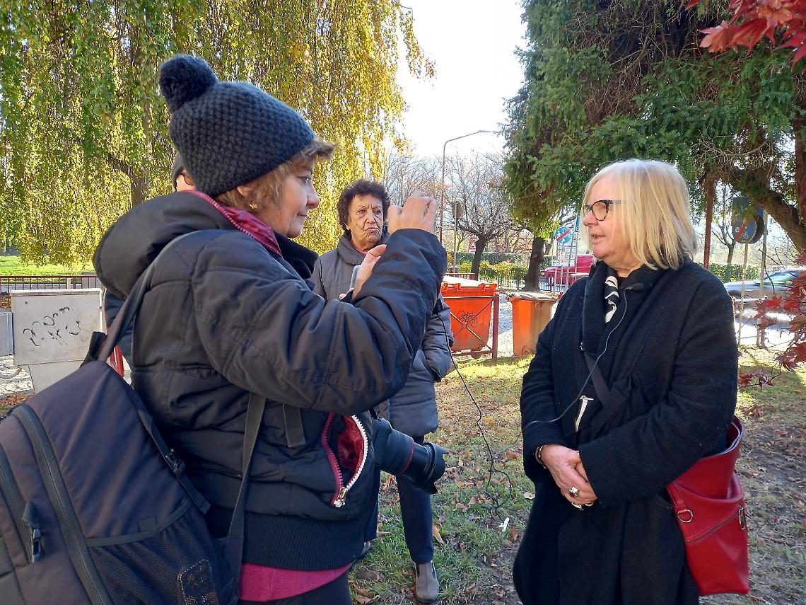 Un Acero Rosso a Ivrea: Simbolo di Memoria e Lotta contro la Violenza sulle Donne
