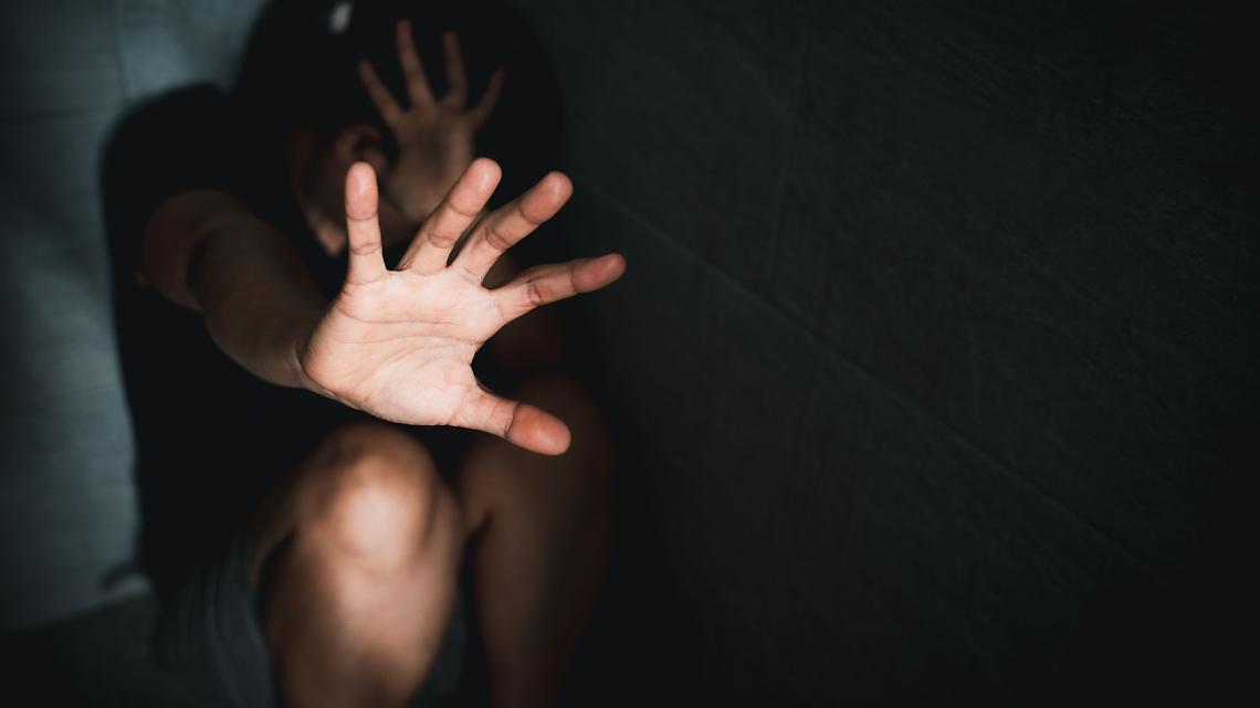 Studentessa palpeggiata in via Roma: ennesima aggressione sotto gli occhi dei passanti