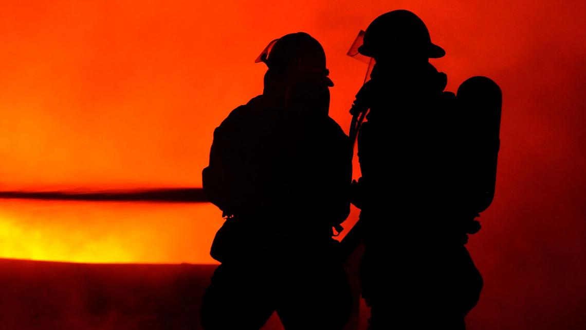 Incendio nella notte