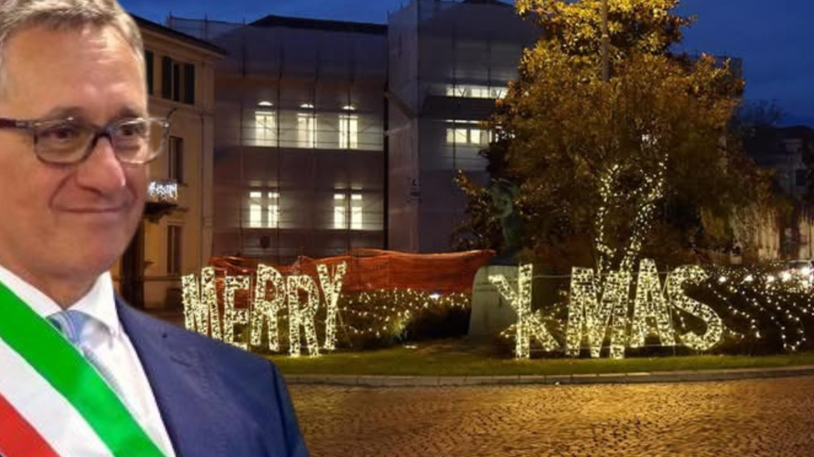 Merry X Mas: il Natale della discordia a Biella. Tra luci, gaffe e memoria calpestata