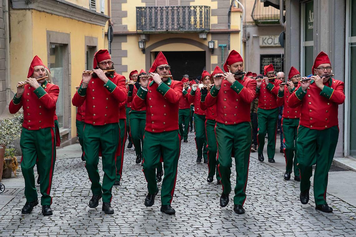 L'Epifania a Ivrea è il giorno del "Generale" e del passaggio di "Sciabola e feluca"