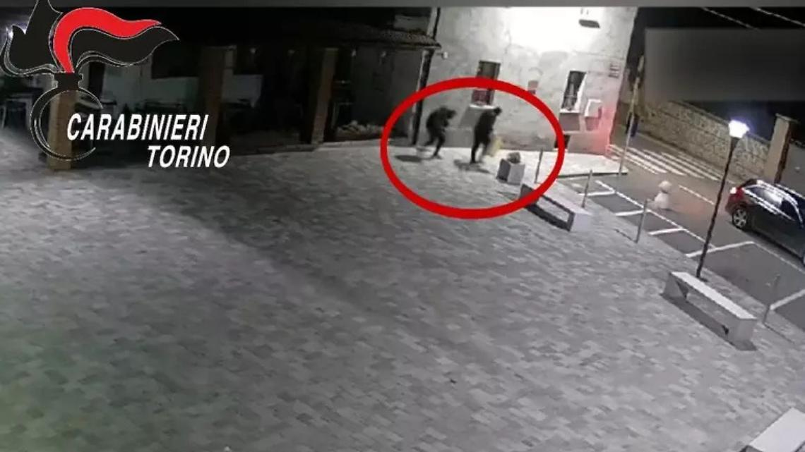Furti nei negozi del Canavese