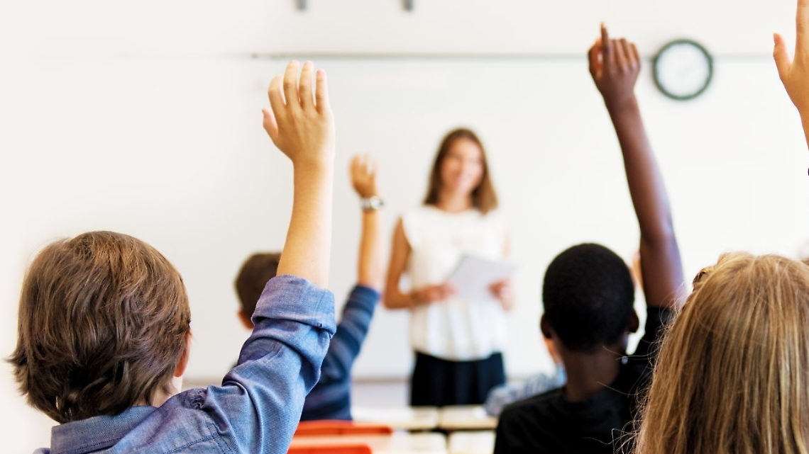 Torino apre lo sportello per scegliere la scuola: aiuto concreto per studenti e famiglie