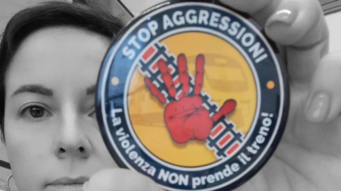 Basta violenza sui treni