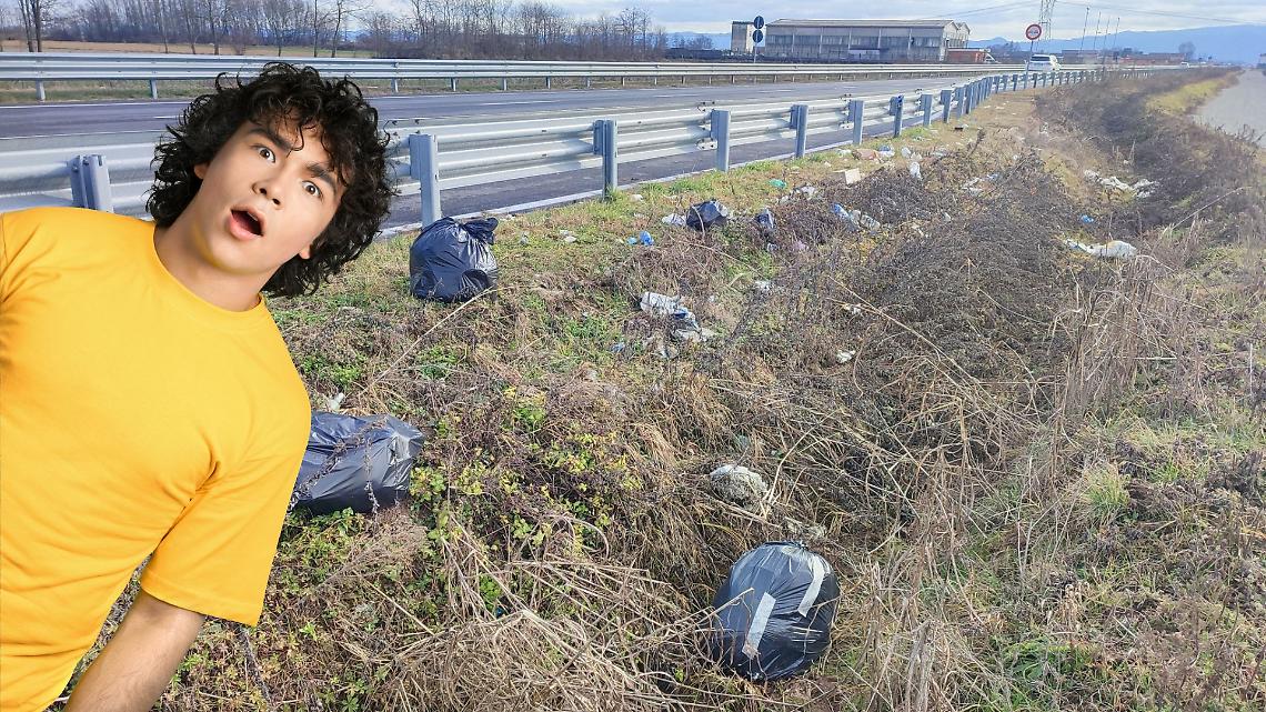 Caluso sommersa dall’immondizia